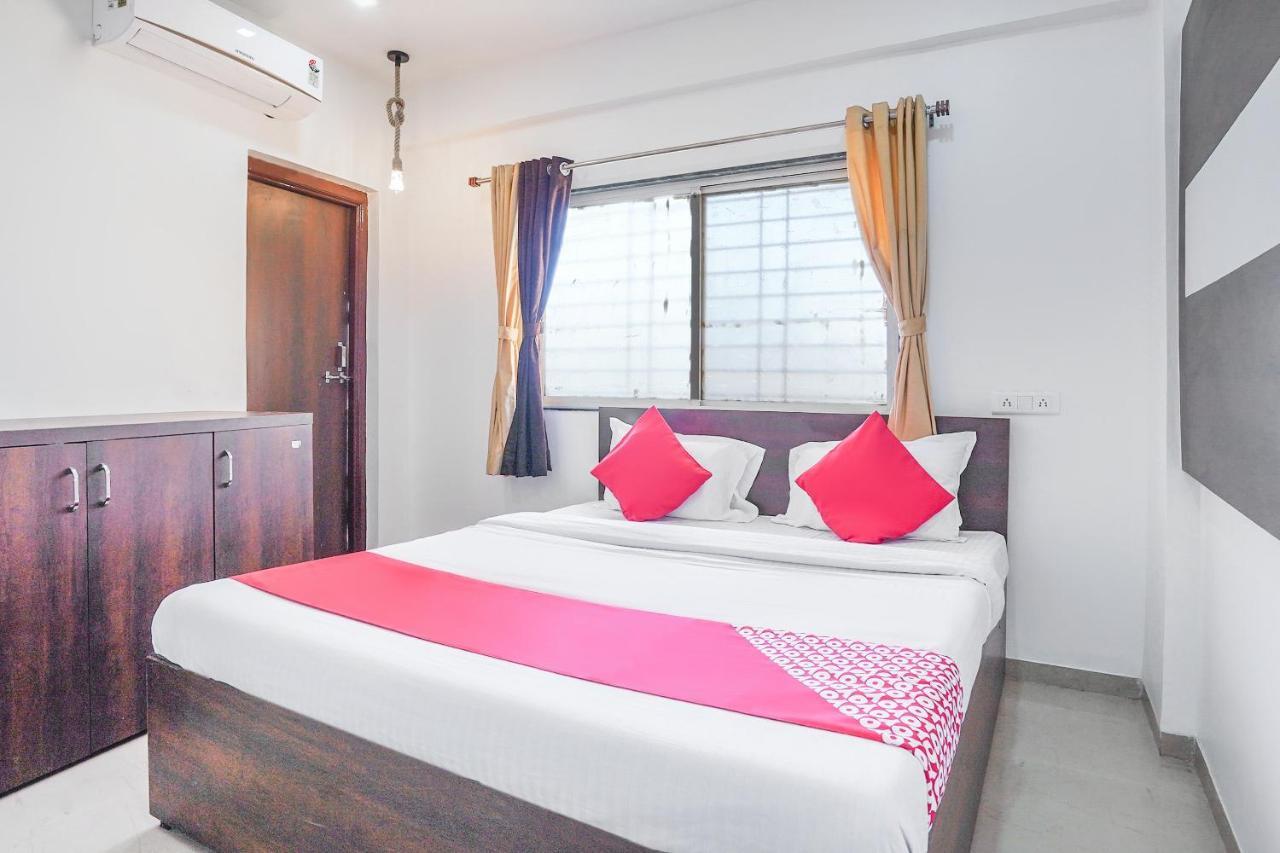 Oyo Flagship 70264 Hotel Vrindavan Mangvadi Екстер'єр фото