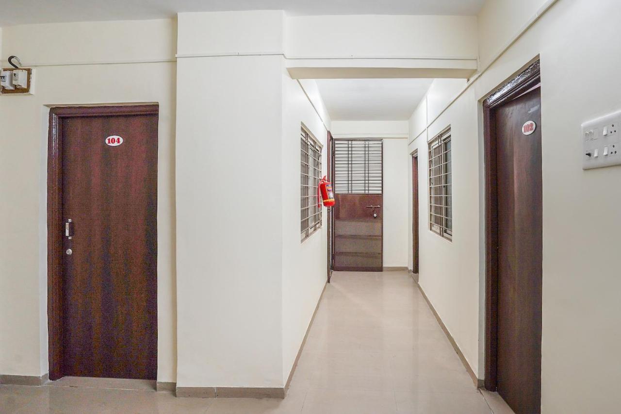 Oyo Flagship 70264 Hotel Vrindavan Mangvadi Екстер'єр фото