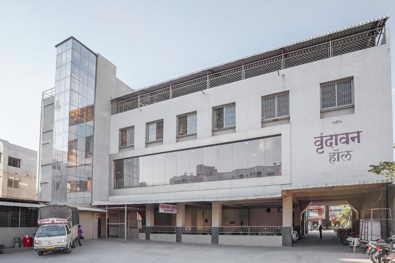 Oyo Flagship 70264 Hotel Vrindavan Mangvadi Екстер'єр фото